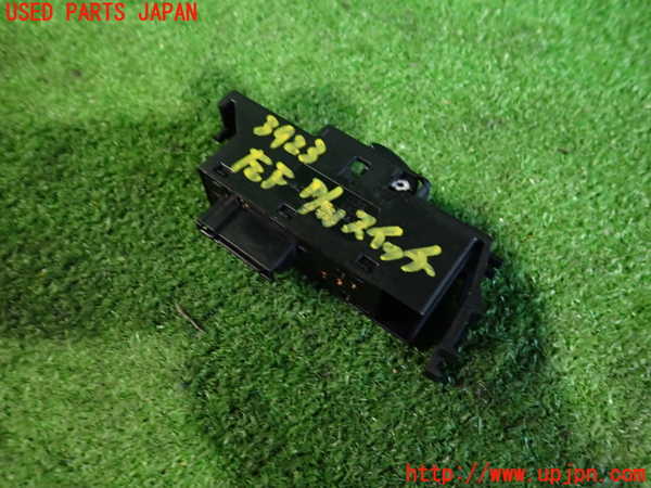 2UPJ-9239236245]BMW 318ti(AU20)(E46/5系)左パワーウィンドウスイッチ 中古_2