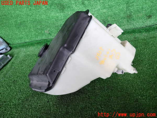 2UPJ-9239236791]BMW 318ti(AU20)(E46/5系)ウォッシャータンク1 中古_2
