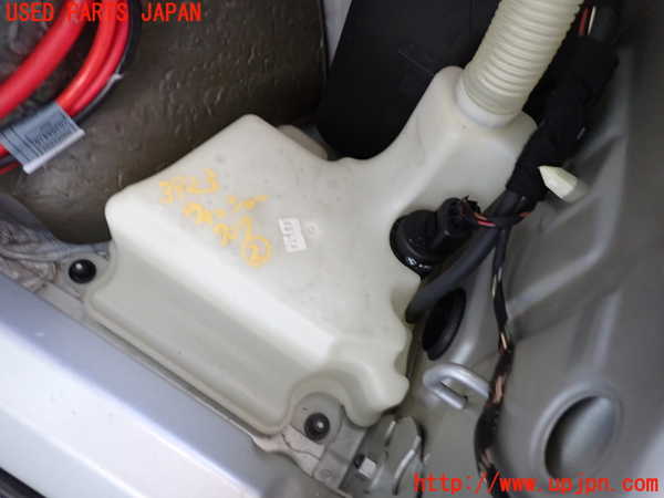 2UPJ-9239236792]BMW 318ti(AU20)(E46/5系)ウォッシャータンク2 中古_2