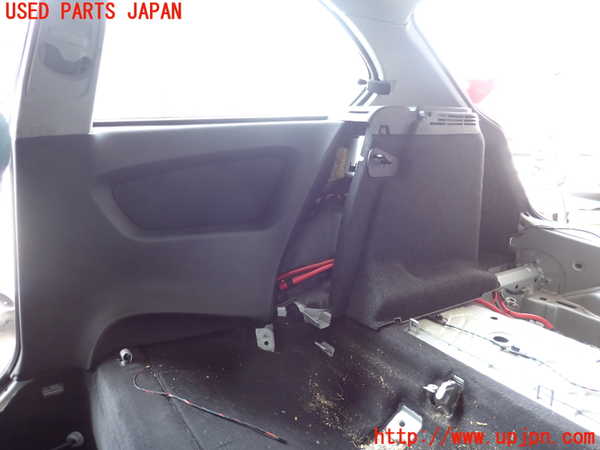 2UPJ-9239237675]BMW 318ti(AU20)(E46/5系)右リアピラートリム 中古_4