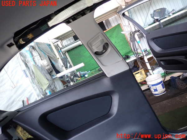 2UPJ-9239237680]BMW 318ti(AU20)(E46/5系)左リアピラートリム 中古_2
