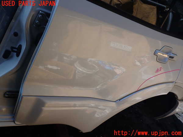 1UPJ-9239241320]パジェロ(V75W)左後ドア 中古 ASAHI M2L3 43R-00150_3