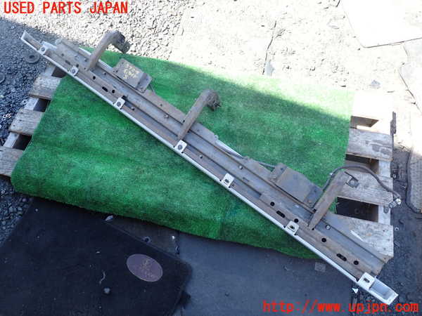 1UPJ-9239241390]パジェロ(V75W)右サイドステップ 中古_2