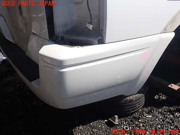 1UPJ-9239241610]パジェロ(V75W)リアバンパー 中古_2