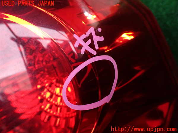 1UPJ-9239241530]パジェロ(V75W)右テールランプ 中古_2