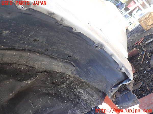 1UPJ-9239241092]パジェロ(V75W)左前フェンダーライナー 中古_3