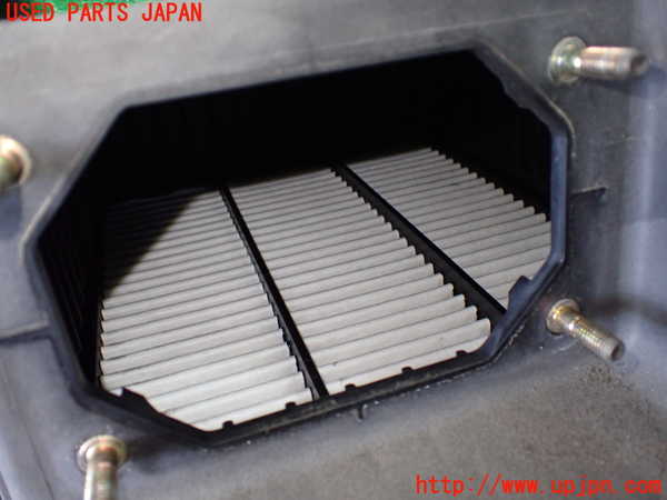 1UPJ-9239242560]パジェロ(V75W)エアクリーナーボックス 中古_3