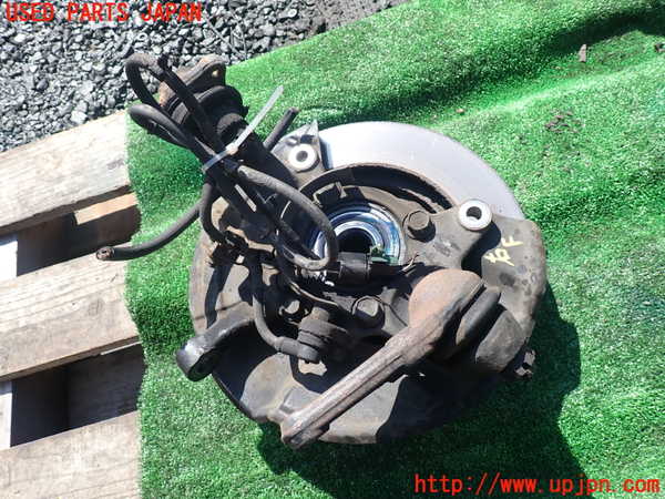 1UPJ-9239244290]パジェロ(V75W)右フロントナックルハブ 中古_2
