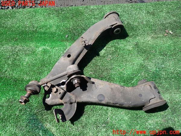 1UPJ-9239245146]パジェロ(V75W)右リアアッパーアーム1 中古_2
