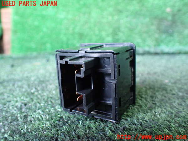1UPJ-9239246306]パジェロ(V75W)スイッチ1(シートヒーター) 中古_2