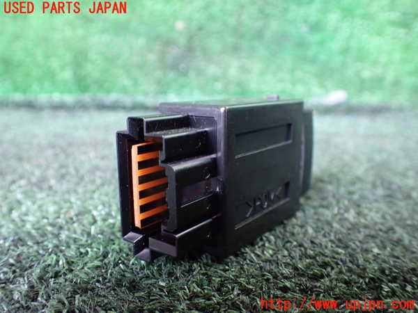 1UPJ-9239246295]パジェロ(V75W)フォグスイッチ 中古_2