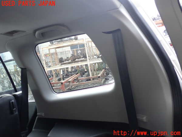 1UPJ-9239247675]パジェロ(V75W)右リアピラートリム 中古_2
