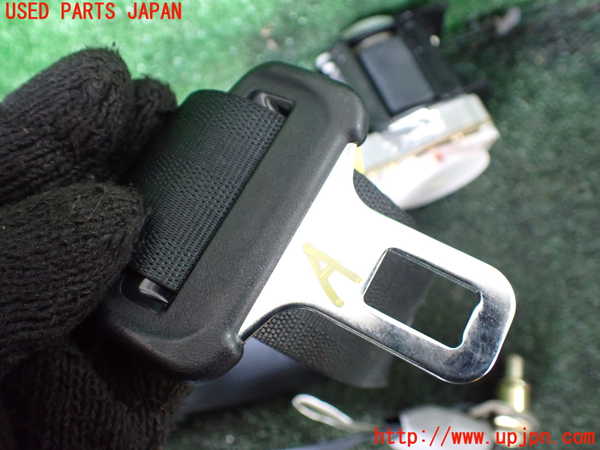 1UPJ-9239247075]パジェロ(V75W)助手席シートベルト 中古_2