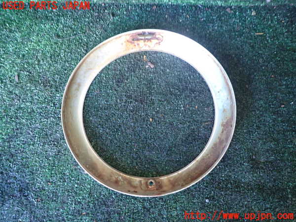 1UPJ-9239251142]三菱ジープ(J53)左ヘッドライトリム 中古_2