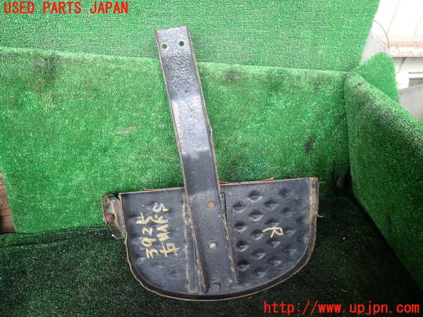 1UPJ-9239251390]三菱ジープ(J53)右サイドステップ 中古_3