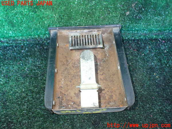 1UPJ-9239257821]三菱ジープ(J53)灰皿1 中古_3