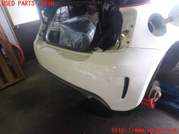 1UPJ-9239261610]アバルト・595C(312142)リアバンパー 中古_2