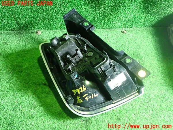 1UPJ-9239261530]アバルト・595C(312142)右テールランプ 中古_4