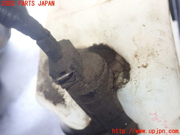 1UPJ-9239266791]アバルト・595C(312142)ウォッシャータンク1 中古_3