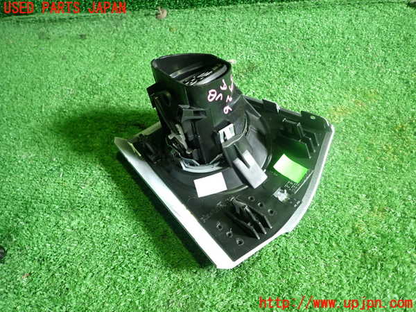 1UPJ-9239267526]アバルト・595C(312142)エアコン吹き出し口1 (右) 中古_2