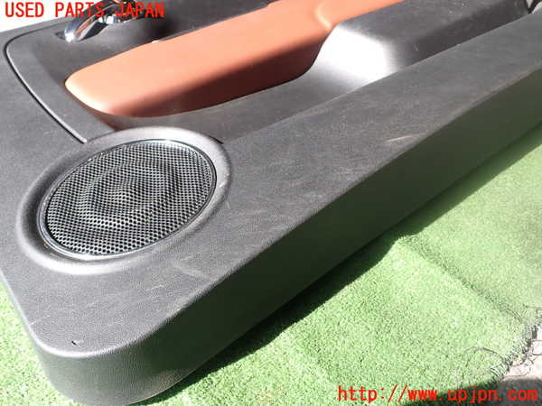 1UPJ-9239261234]アバルト・595C(312142)右前ドア内張り 中古_2