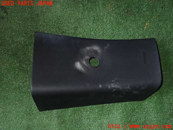 1UPJ-9239267675]アバルト・595C(312142)右リアピラートリム 中古_3