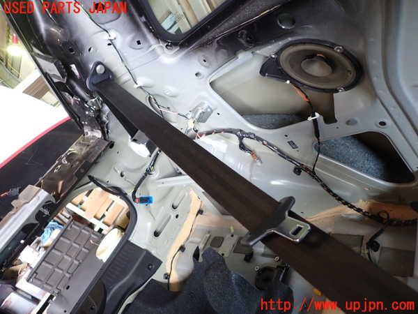 1UPJ-9239267185]アバルト・595C(312142)左2列目シートベルト 中古_2
