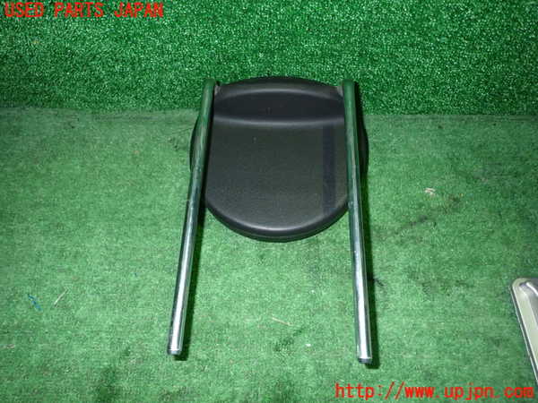 1UPJ-9239267150]アバルト・595C(312142)右2列目ヘッドレスト 中古_4