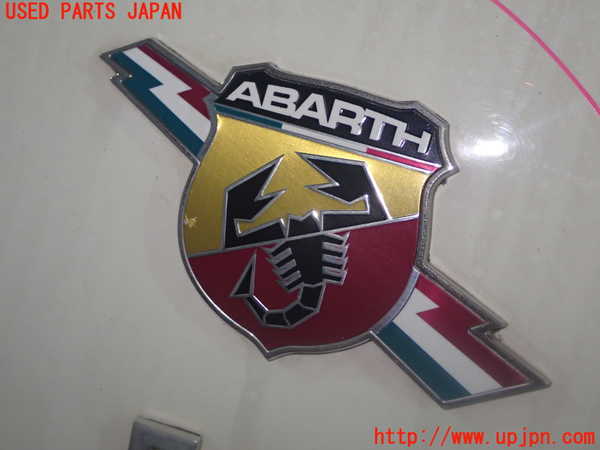 1UPJ-9239271632]アバルト・595(312142)エンブレム2 中古_2