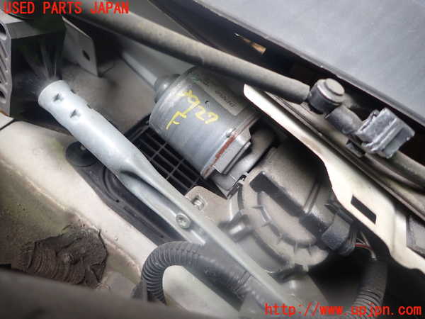 1UPJ-9239276770]アバルト・595(312142)フロントワイパーモーター 中古_2