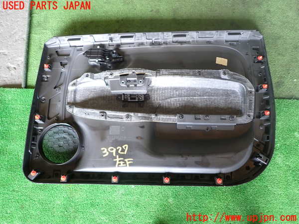 1UPJ-9239271264]アバルト・595(312142)左ドア内張り 中古_4