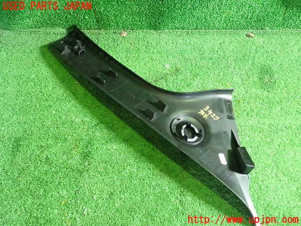 1UPJ-9239277660]アバルト・595(312142)左フロントピラートリム 中古_4