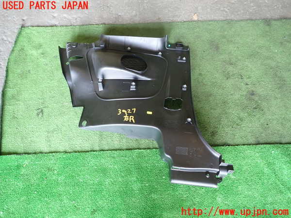 1UPJ-9239277675]アバルト・595(312142)右リアピラートリム 中古_5