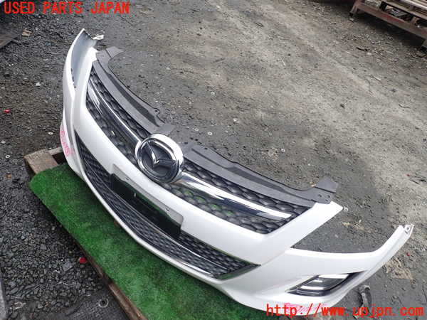 1UPJ-9239281010]MPV(LY3P)フロントバンパー 中古_4