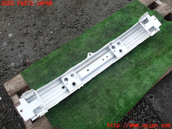 1UPJ-9239281014]MPV(LY3P)フロントバンパーホースメント 中古_3