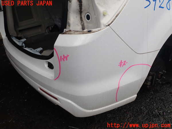 1UPJ-9239281610]MPV(LY3P)リアバンパー 中古_2