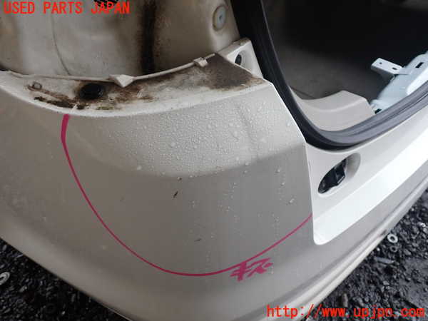 1UPJ-9239281610]MPV(LY3P)リアバンパー 中古_5