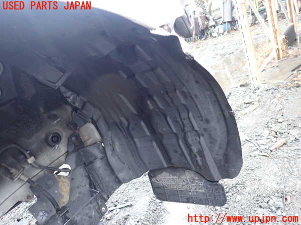 1UPJ-9239281090]MPV(LY3P)右前フェンダーライナー 中古_2