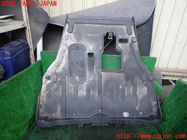 1UPJ-9239282170]MPV(LY3P)エンジンアンダーカバー 中古_2