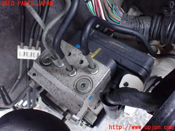 1UPJ-9239284040]MPV(LY3P)ABSアクチュエーター 中古_2