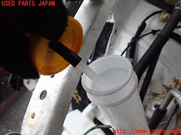 1UPJ-9239286791]MPV(LY3P)ウォッシャータンク1 中古_4