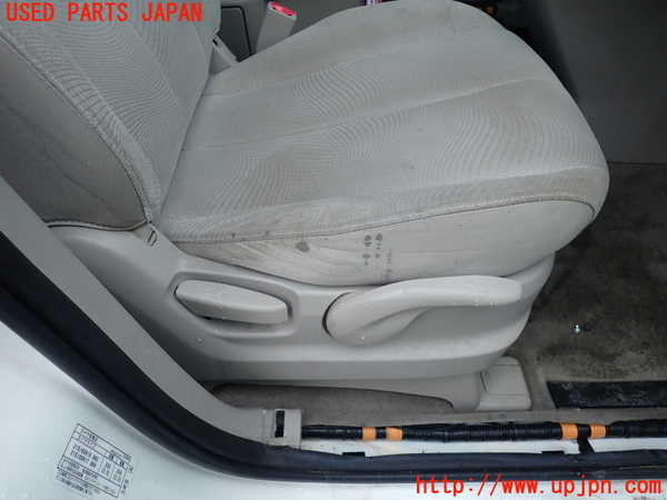 1UPJ-9239287035]MPV(LY3P)運転席シート 中古_4