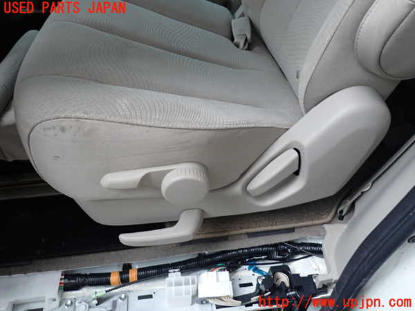 1UPJ-9239287175]MPV(LY3P)左2列目シート 中古_4