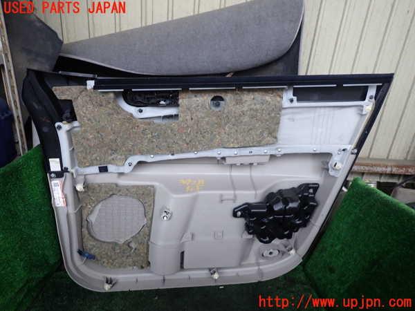 1UPJ-9239281264]MPV(LY3P)左前ドア内張り 中古_4