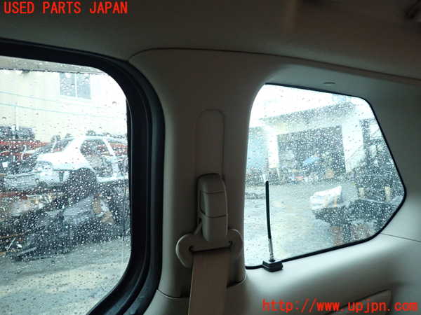 1UPJ-9239287675]MPV(LY3P)右リアピラートリム 中古_2