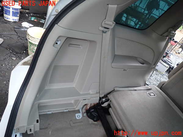 1UPJ-9239287680]MPV(LY3P)左リアピラートリム 中古_4