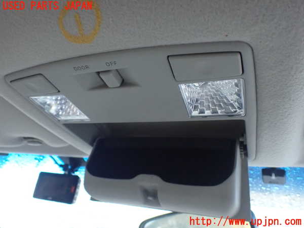 1UPJ-9239286411]MPV(LY3P)ルームランプ1 (1列目) 中古_2
