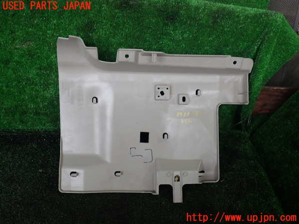 1UPJ-9239287692]MPV(LY3P)内装トリム類2 中古_3