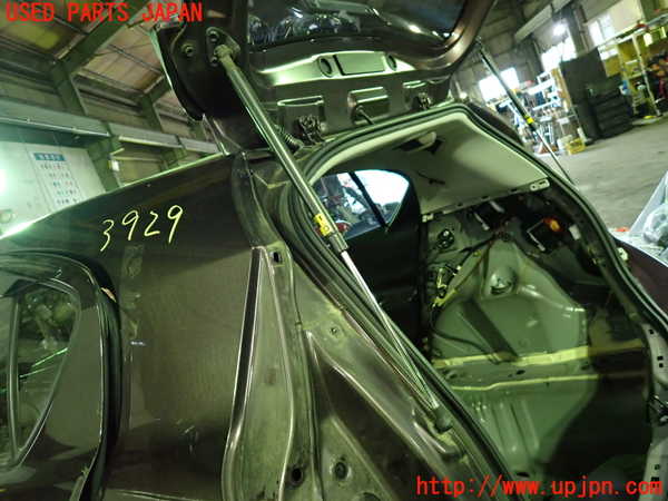 1UPJ-9239291584]アクア(AQUA)(NHP10)リアゲートダンパー 中古_2
