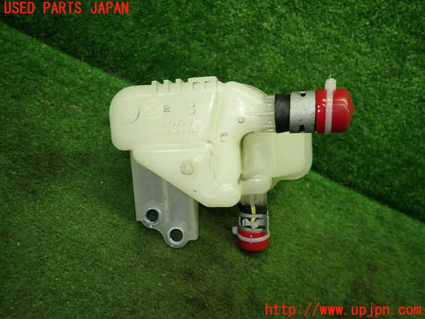 1UPJ-9239292410]アクア(AQUA)(NHP10)ラジエータータンク 中古_4